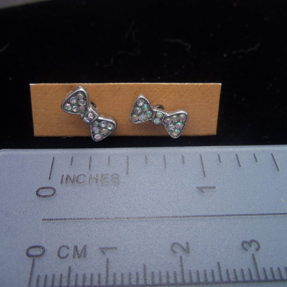 Bow With Crystals Pierced Earrings